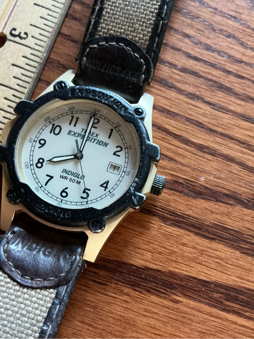 Men's Canvas Strap Timex Expedition Indiglo watch, pre-owned. - Picture 2 of 4